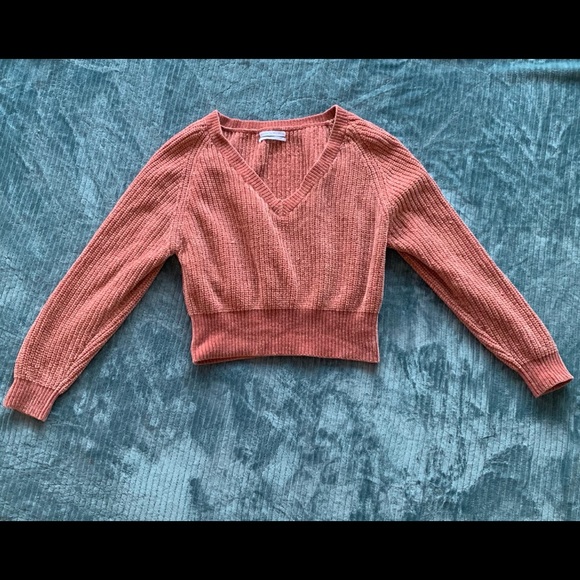 [SOLD] Knit dusty rose/salmon crop sweater - Picture 1 of 7